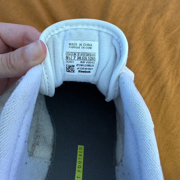 Reebok Classic Renaissance Sneaker size 9.5 - Picture 5 of 6